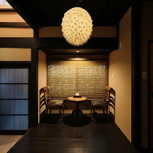  別荘 紡 松原堺町